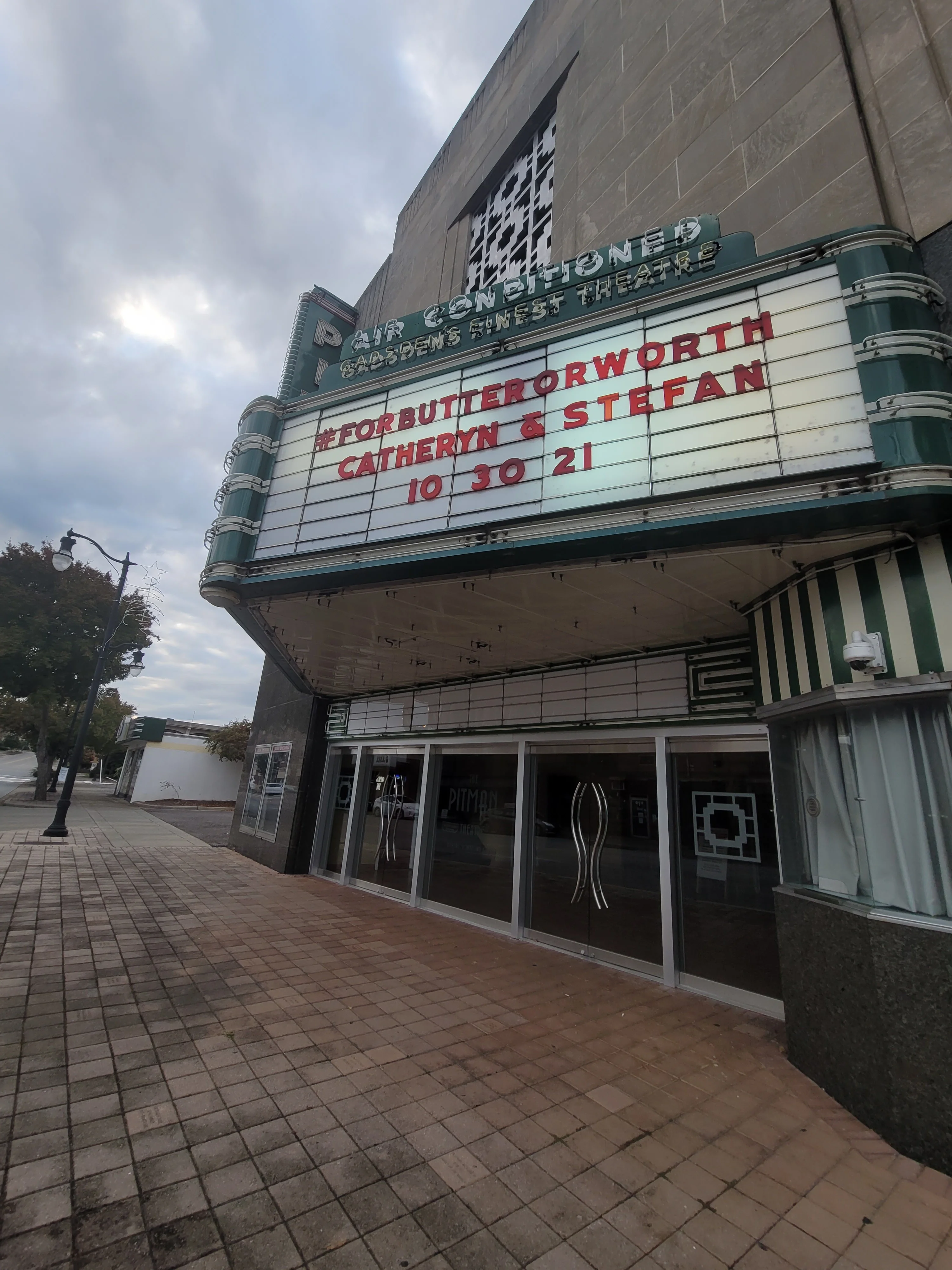 ᥴꫀꪶꫀᦓꪻꫀ